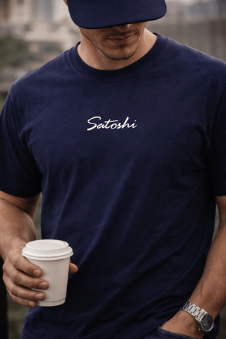 Bitvestis Satoshi Nakamoto T Shirt in dunkelblau aus 100% Baumwolle