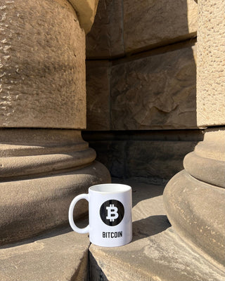 BITCOIN TASSE in weiss ( von BITVESTIS)