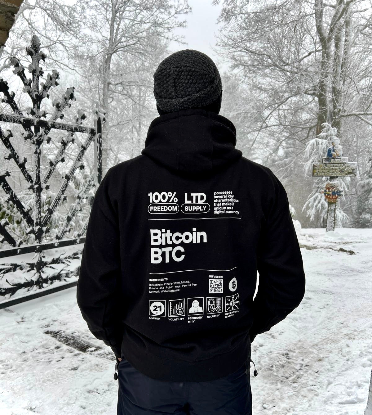 Modischer pullover mit Bitcoin-Design für stilvolle Krypto-Freunde
