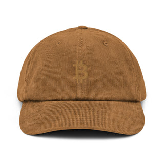 Limitierte karamellfarbene Bitcoin Cord Cap mit goldenem ₿-Logo – perfektes Accessoire für Krypto-Fans.