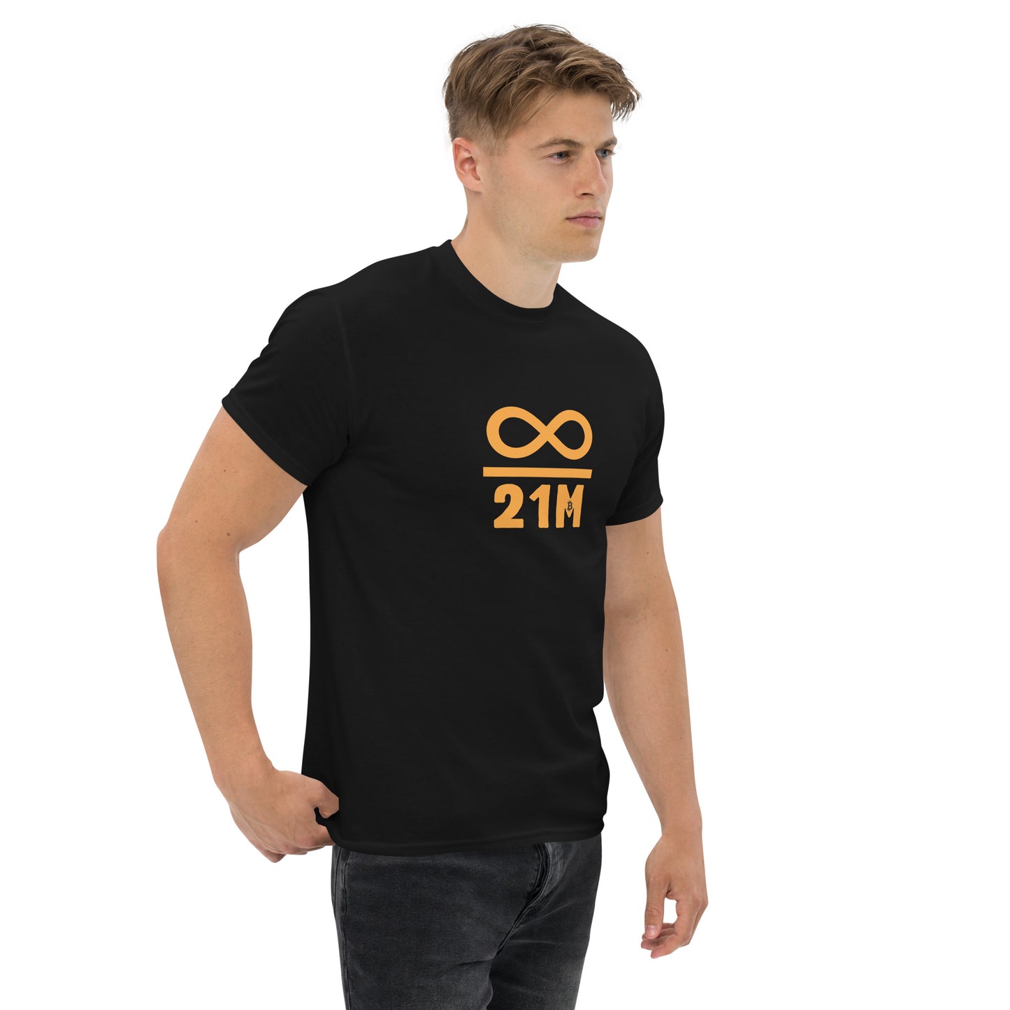 Stylisches 21M Bitcoin-Shirt, perfekt für Alltag, Freizeit und Krypto-Fans.
