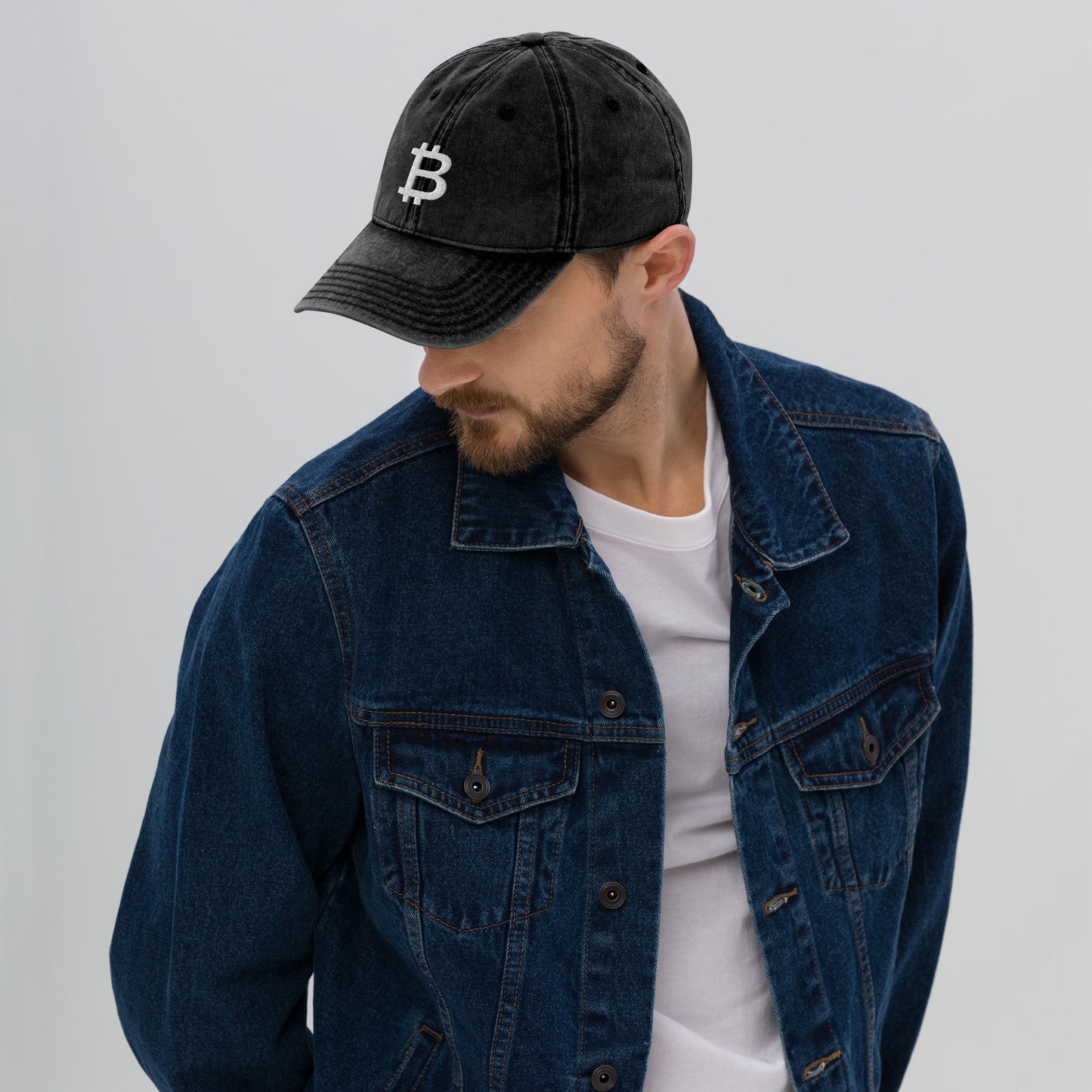 BITCOIN VINTAGE CAP MÜTZE GRAU-Stylische 6-Panel Cap mit gesticktem Bitcoin-Logo und vorgebogenem Schirm.
